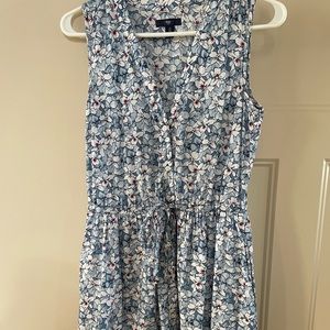 Sleeveless floral print Gap dress